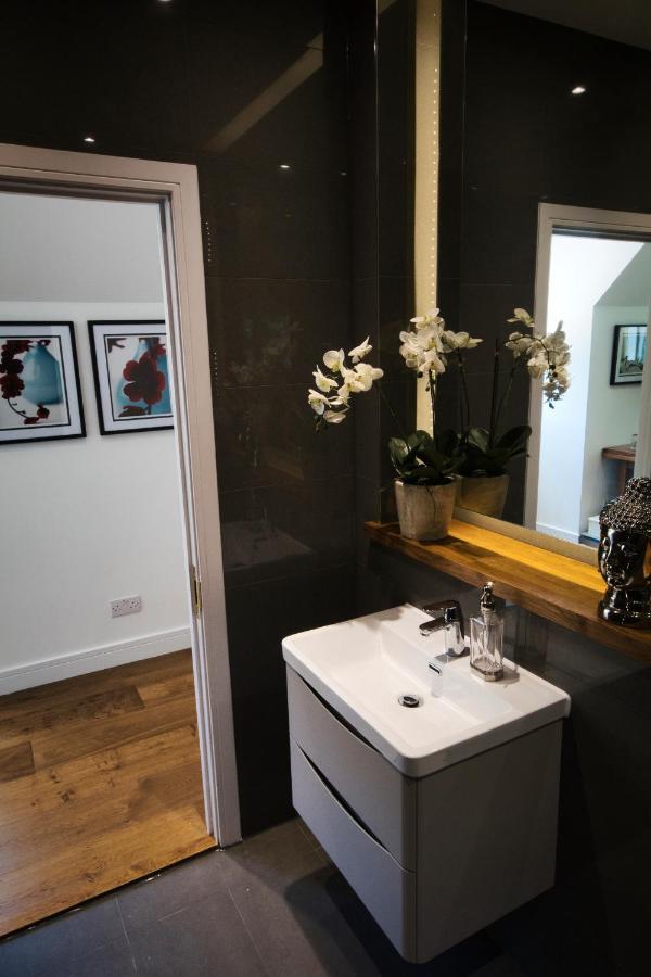 The Loft At Hewletts Farm - Stunning Apartment On The Cotswold Way Close To Cheltenham Ngoại thất bức ảnh